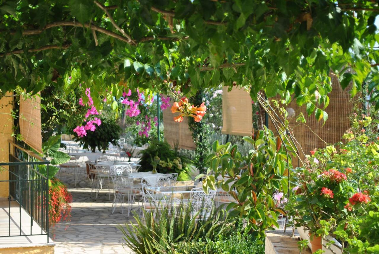 Hotel Helios Splendid Boukaris Exterior foto